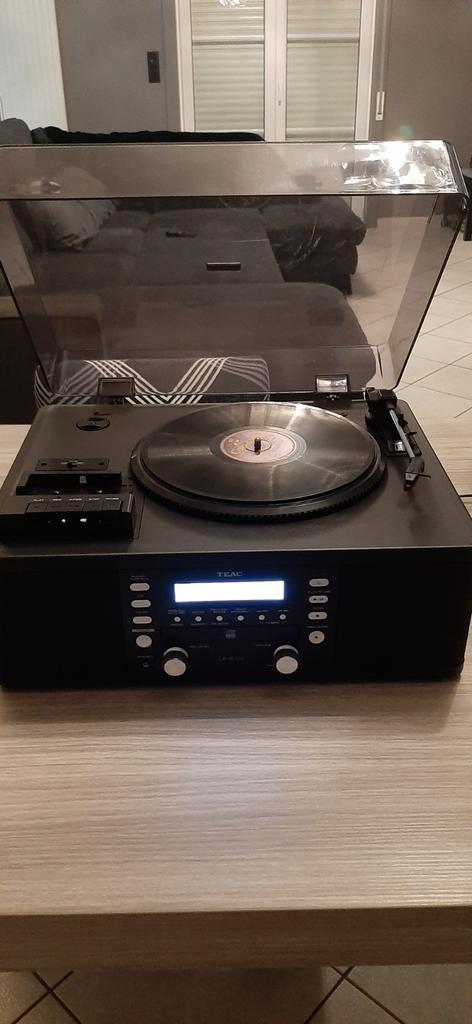 Tourne disque/cassette audio/lecteur CD/ radio TEAC, Audio, Tv en Foto, Platenspelers, Zo goed als nieuw, Platenspeler, Overige merken