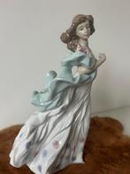 Lladro Dame met vogel, Antiek en Kunst, Ophalen