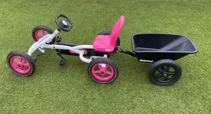 Gocart BERG BADDY roze met aanhangwagentje., Kinderen en Baby's, Speelgoed | Buiten | Skelters, Zo goed als nieuw, Berg, Met kar of aanhanger