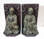 Boekensteunen, Oosterse monikken met Draken decor., Antiek en Kunst, Ophalen of Verzenden