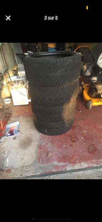 Pneus rs4 beschikbaar voor biedingen