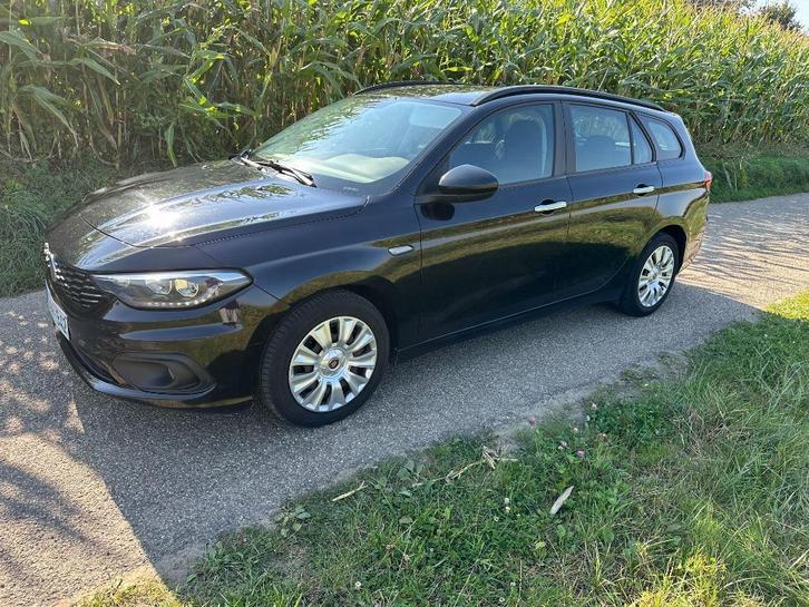 Fiat Tipo 1.6 MultiJet diesel Euro6 04/2018 navi airco, Auto's, Fiat, Particulier, Tipo, Diesel, Euro 6, Break, 4 deurs, Handgeschakeld