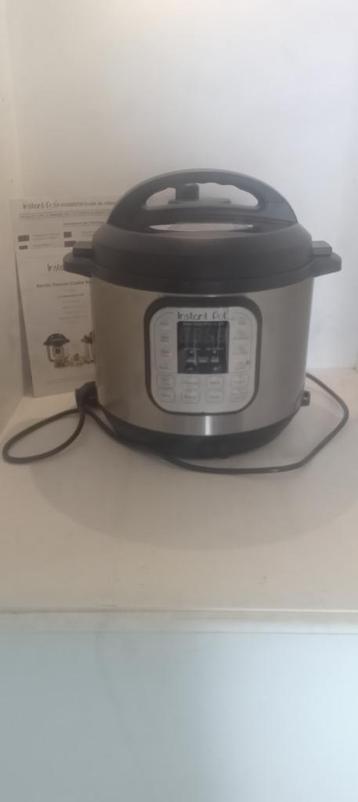 INSTANT POT DUO 7 EN 1 MULTIKOKER 5.7L beschikbaar voor biedingen