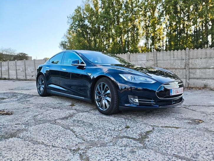 Tesla Model S 85D - 2015 - 425pk, zeer nette wagen!, Auto's, Tesla, Particulier, Model S, 4x4, ABS, Achteruitrijcamera, Adaptieve lichten