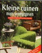 kleine tuinen mooi vormgegeven verscheidene auteurs 160 blz, Ophalen of Verzenden, Zo goed als nieuw