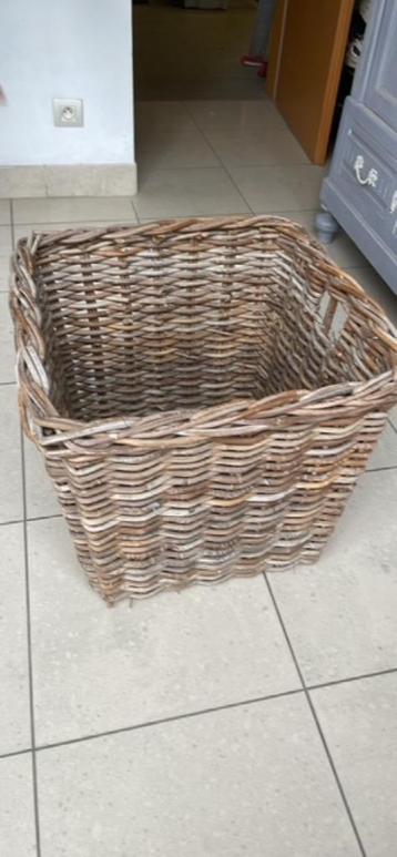 Corbeille en osier, Osier, Enlèvement, Panier, Carré