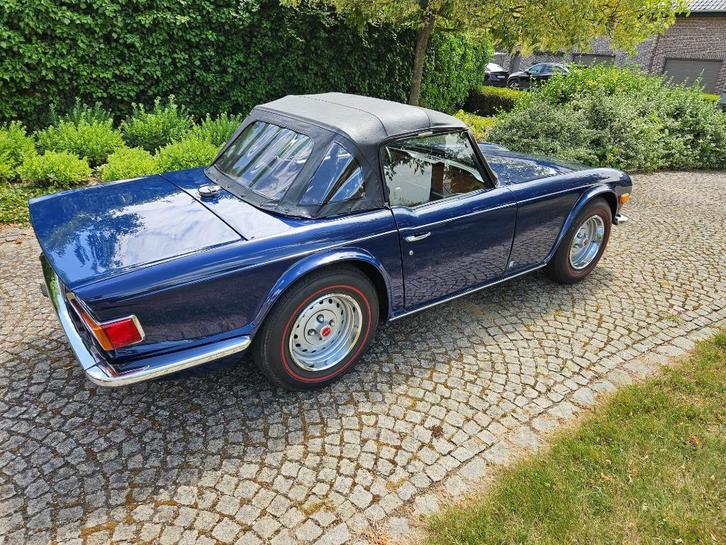 Triumph TR6, Auto's, Triumph, Particulier, TR6, Benzine, Cabriolet, 2 deurs, Handgeschakeld, Blauw, Zwart, Leder, Achterwielaandrijving