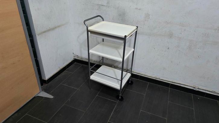 bygel table roulante blanc Description : Piètement: acier, a, Electroménager, Cuisinières