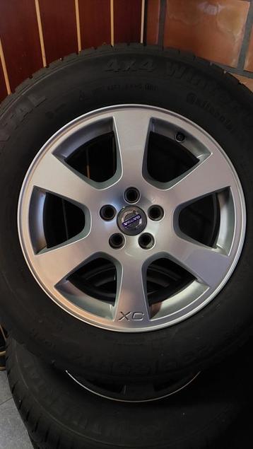 Winterbanden 235/65 R17 + Aluminium velgen voor Volvo XC 60 beschikbaar voor biedingen