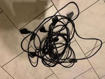 Lot de 6 cables peritel. beschikbaar voor biedingen