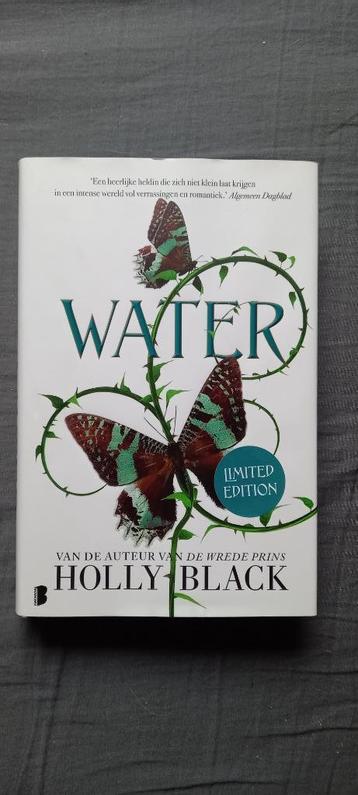 Limited edition: Water, Holly Black beschikbaar voor biedingen