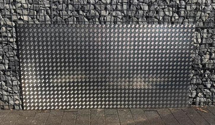 nieuwe aluminium traanplaat 3m x 1,5m 2,5/4mm, Auto diversen, Aanhangwagen-onderdelen, Nieuw, Ophalen