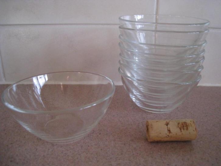 8 glazen schalen, Arcoroc France, maten H 4,8cm x diam 10cm, Huis en Inrichting, Keuken | Servies, Ophalen