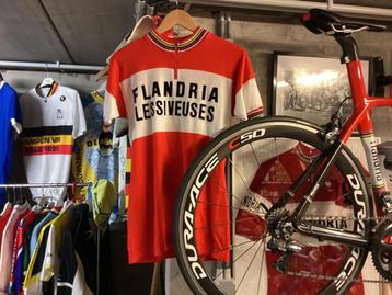 Flandria wollen wielertrui beschikbaar voor biedingen