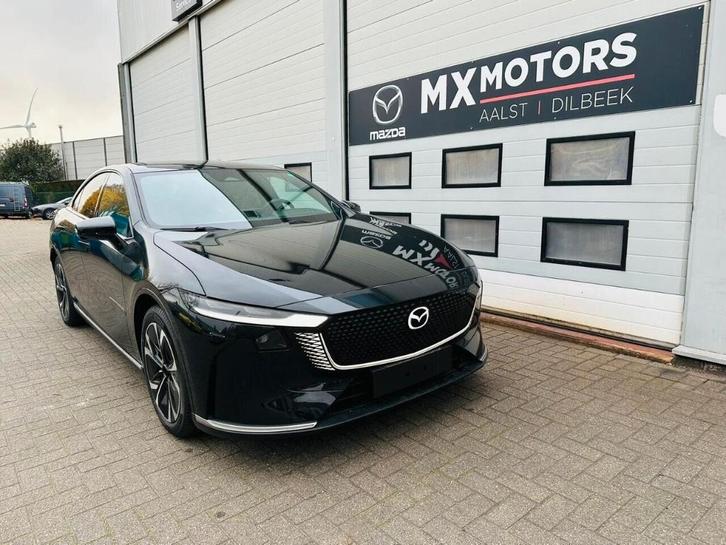 MAZDA 6e 5HB EV 68,8 kWh 258 hp Takumi * DEMO, Auto's, Mazda, Bedrijf, Te koop, 360° camera, Achteruitrijcamera, Adaptieve lichten