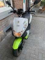 Peugeot kisbee, Fietsen en Brommers, Scooters | Peugeot, Ophalen, 49 cc, Benzine, Klasse B (45 km/u)