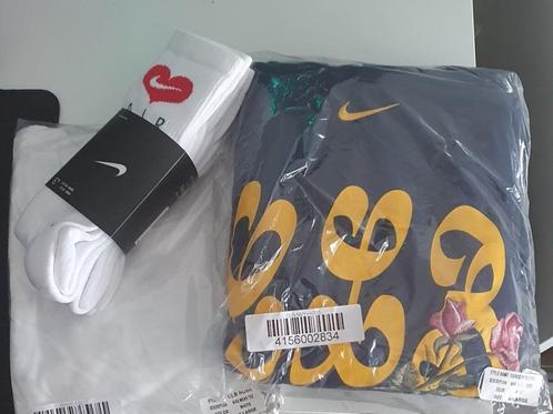 Lot Nike x CLB Drake (Édition limitée), Kleding | Heren, Truien en Vesten, Nieuw, Overige maten, Wit, Ophalen of Verzenden