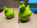 2 groene design kippen, Huis en Inrichting, Ophalen, Zo goed als nieuw