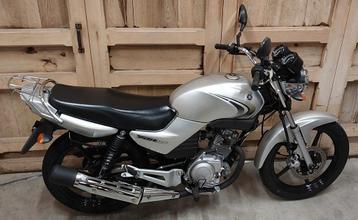 Yamaha ybr 125 2009 injection (3200km's)  disponible aux enchères