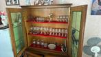 Kast met inboedel glazen, Antiek en Kunst, Ophalen of Verzenden