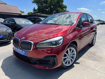 BMW 225 XEA HYBRIDE AUTOMAAT FULL LED FACELIFT NAVI CAMERA beschikbaar voor biedingen
