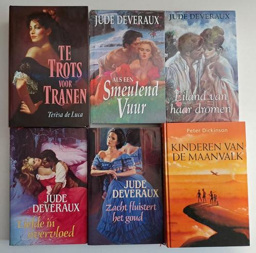 Historische romans (1), Boeken, Historische romans, Gelezen, Ophalen of Verzenden