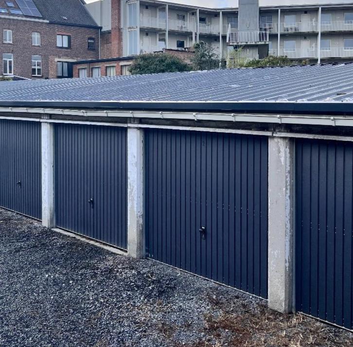 Garageboxen te koop centrum Kortrijk, Immo, Garages en Parkeerplaatsen, Provincie West-Vlaanderen