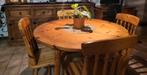 Ronde grenen eettafel met 4 mooie stoelen, Huis en Inrichting, Ophalen, Zo goed als nieuw
