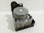 ABS POMP Volkswagen Golf VII (AUA) (3Q0615517AA), Gebruikt, Volkswagen