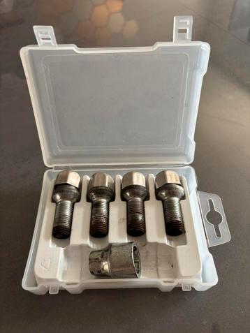 Boulon anti vol beschikbaar voor biedingen