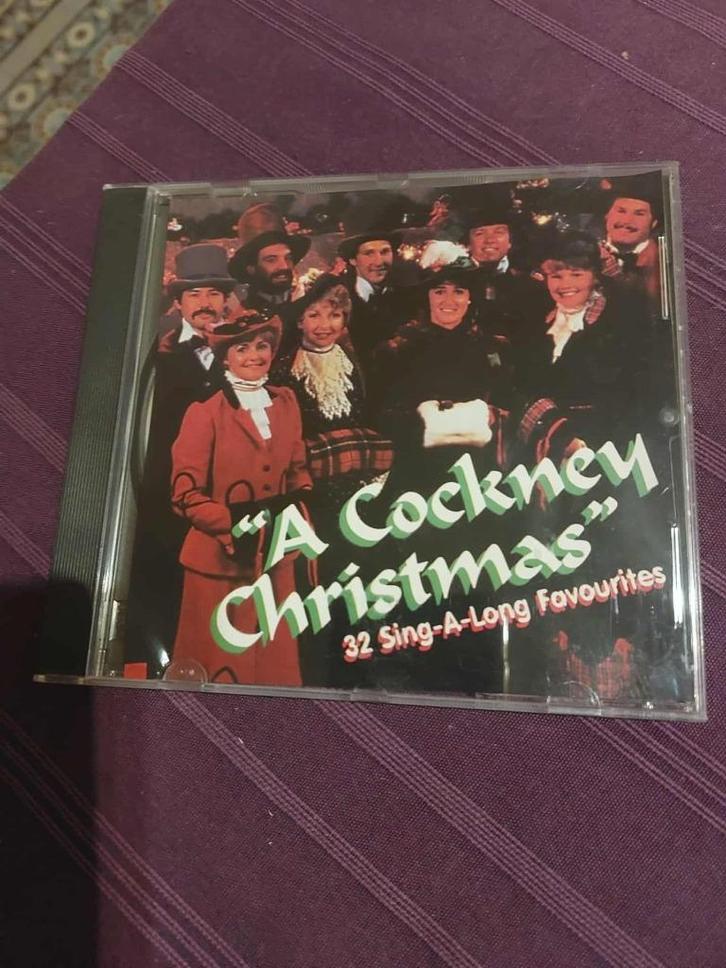 CD : A Cockney Christmas / 32 sing-a-long favourites, Cd's en Dvd's, Cd's | Kerst en Sinterklaas, Zo goed als nieuw, Kerst, Verzenden