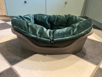 Hondenmand met kussen 60 x 37 beschikbaar voor biedingen