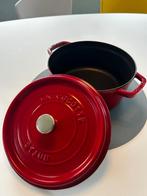 STAUB la cocotte 24, Huis en Inrichting, Ophalen of Verzenden, Gietijzer, Keramische plaat