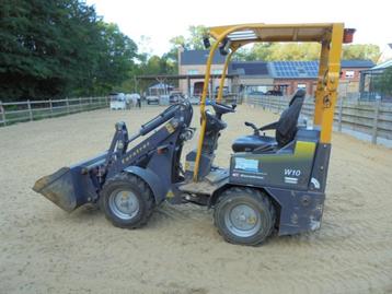 Kniklader Eurotrac Type W10 met inschrijving voor op de baan