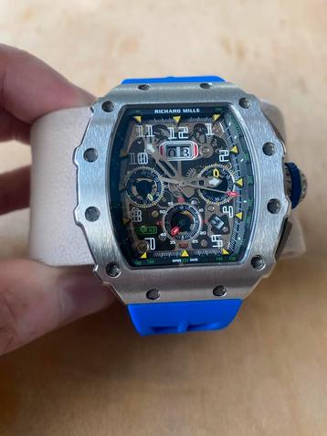 Horloge heren R.Mille zeldzaam bleu beschikbaar voor biedingen