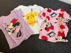 3 t-shirts Disney en Pokemon in mooie staat 122/128, Ophalen of Verzenden, Zo goed als nieuw