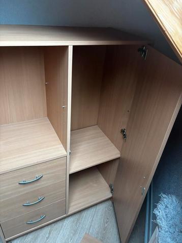 Armoire de bureau ou salon beschikbaar voor biedingen