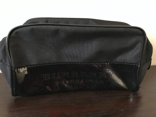 Nieuwe zwarte toiletzak van Burberry, Handtassen en Accessoires, Toilettassen, Nieuw, Heer of Dame, Zwart, Ophalen of Verzenden