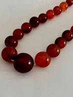 Oude Antieke Rode Bakeliet - Catalin Ketting, Handtassen en Accessoires, Antieke sieraden, Verzenden, Ketting
