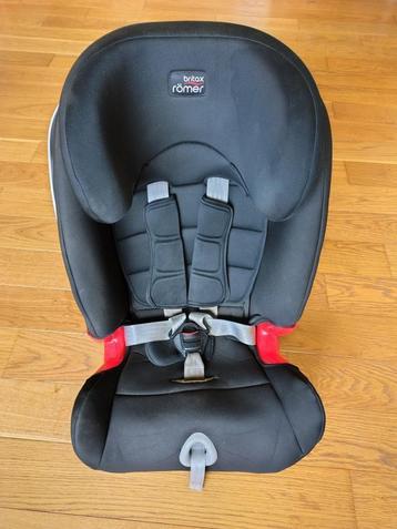 Britax Römer Advansafix III beschikbaar voor biedingen