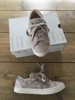 GEOX, mooie roze sneaker maat 32, Kinderen en Baby's, Kinderkleding | Schoenen en Sokken, Meisje, Schoenen, Ophalen of Verzenden