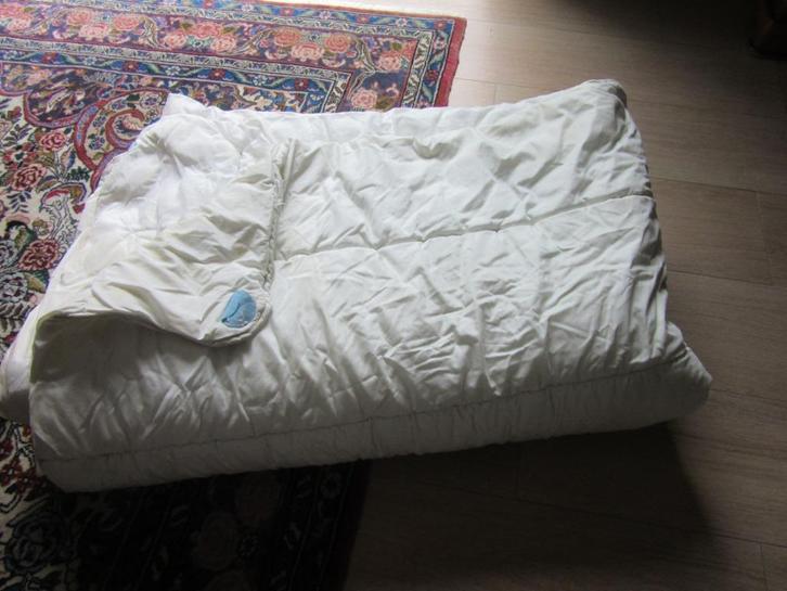 donsdeken dubbel voor 1 persoon, Huis en Inrichting, Slaapkamer | Beddengoed, Gebruikt, Deken of Dekbed, Eenpersoons, Wit, Ophalen