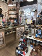 Winkeltoonbank, Enlèvement, Armoire