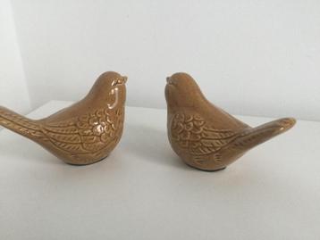 2 keramische vogels beschikbaar voor biedingen
