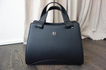 Sac "Selma" cuir noir "AIGNER" Envoi compris beschikbaar voor biedingen