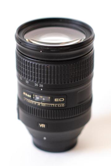 Nikon Nikkor 28-300mm  beschikbaar voor biedingen