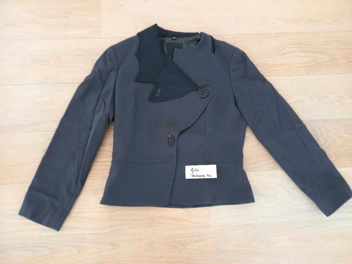 Donkergrijze sjieke blazer Italiaanse merk GIBO Medium M40, Kleding | Dames, Jasjes, Kostuums en Pakken, Zo goed als nieuw, Jasje