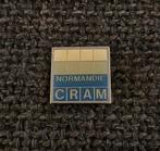 PIN - CRAM - NORMANDIE - FRANCE - FRANKRIJK, Verzamelen, Verzenden, Gebruikt, Overige onderwerpen, Speldje of Pin