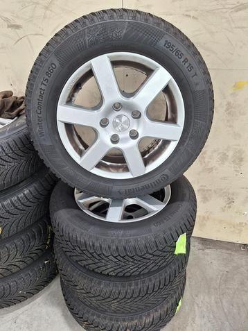 Volkswagen Golf Winterset 15 Inch beschikbaar voor biedingen