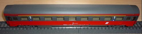 Roco Personenrijtuig 1e klasse met verlichting van de ÖBB, Hobby en Vrije tijd, Modeltreinen | H0, Zo goed als nieuw, Wagon, Gelijkstroom
